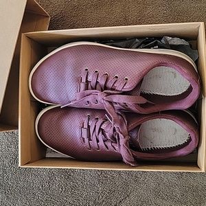 NOBULL Leather Trainer Low Size 8 Women